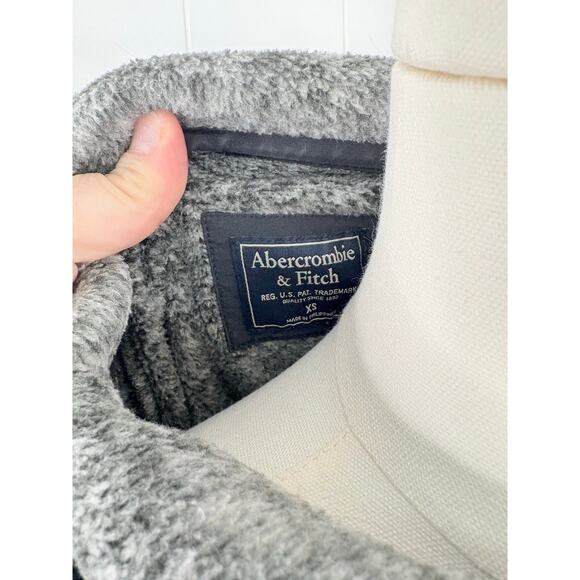 Abercrombie & Fitch Quilted Snap Front Sweater XS Black Gray - Picture 8 of 8